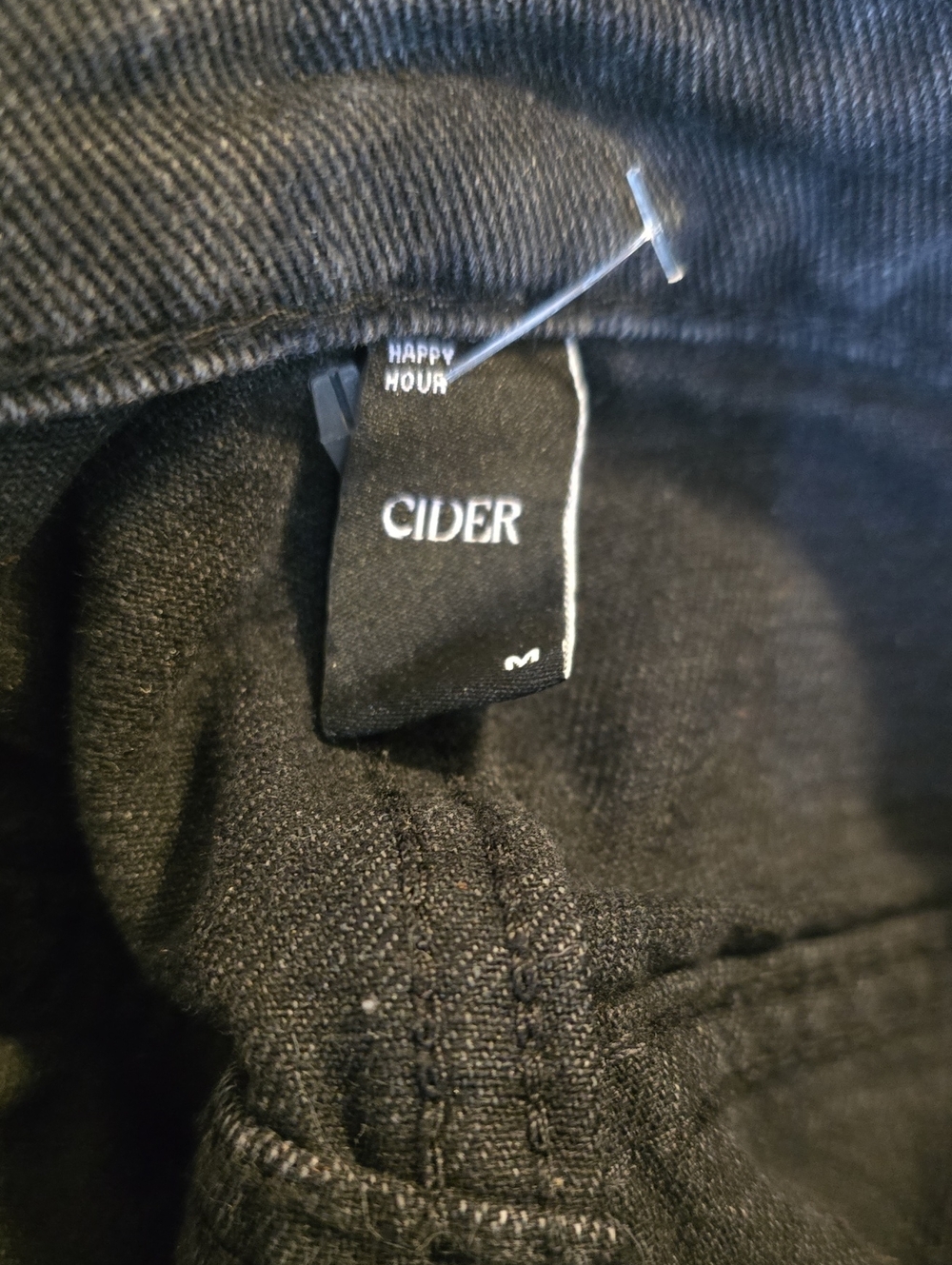 Cider Shorts Women's Size Medium Black Frayed-hem Raw Cut Denim Jean Short